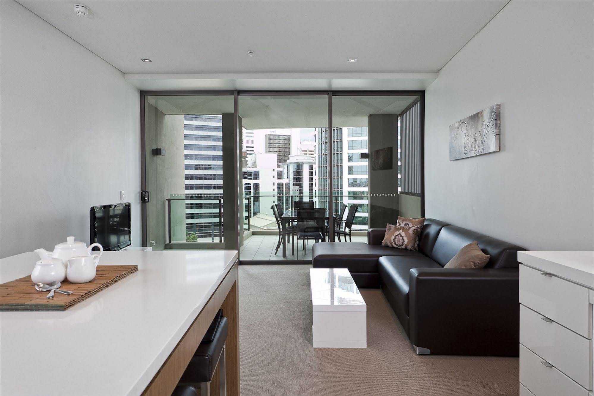 Quattro On Astor Apartments Brisbane By Restt ภายนอก รูปภาพ